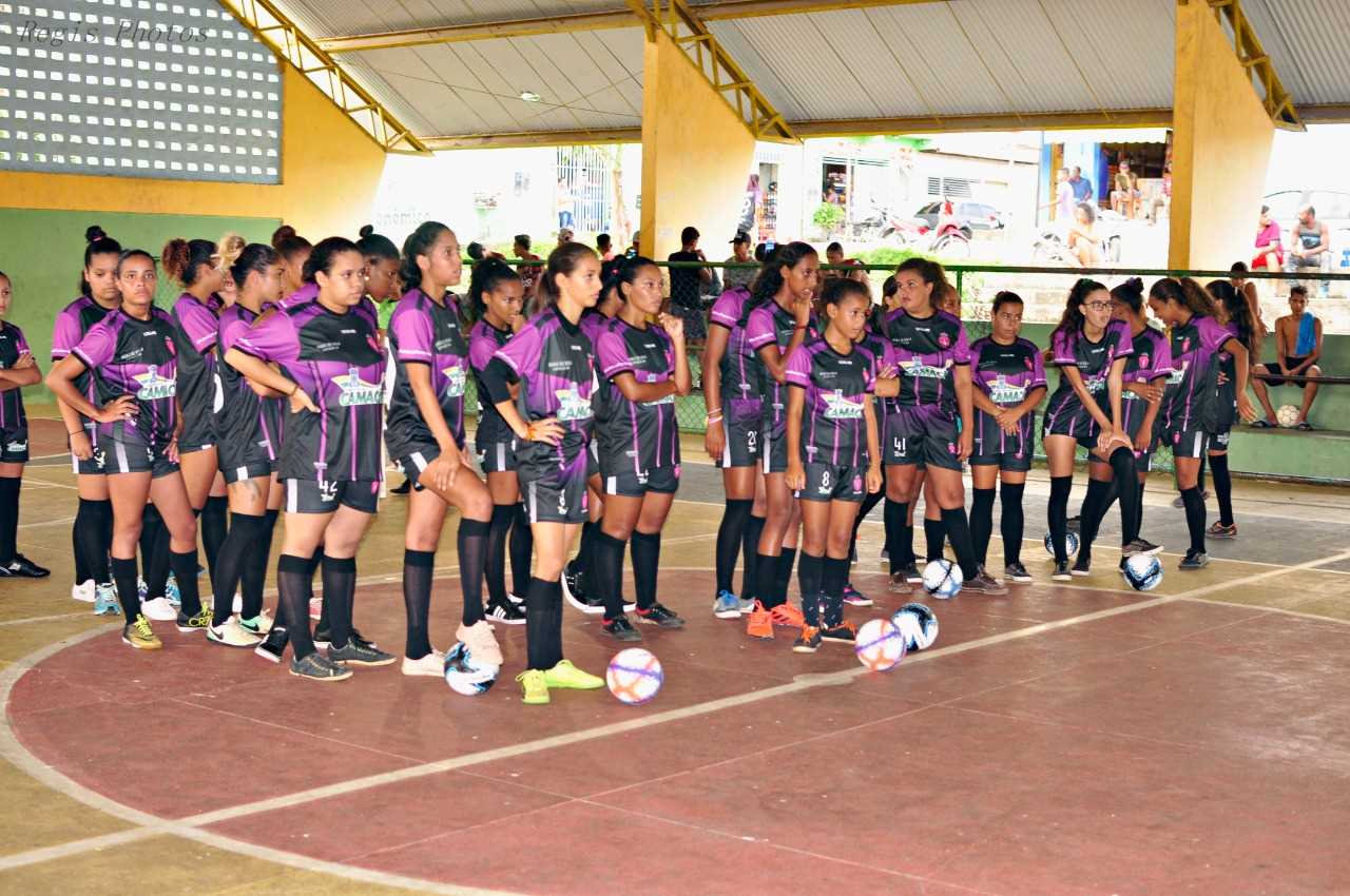 Camacã: Em homenagem ao dia da Mulher, Secretaria de Esportes lançou o Projeto Boas de Bola